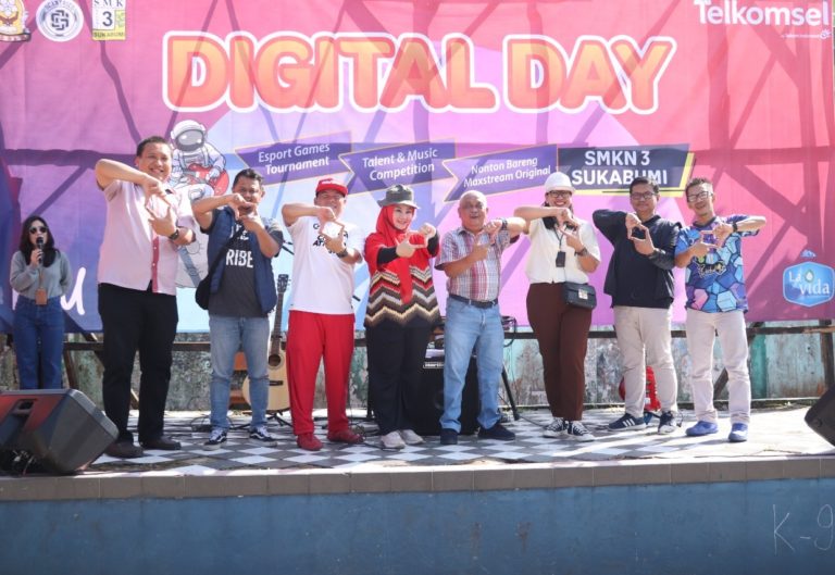 Telkomsel dan SMKN 3 Sukabumi Berkolaborasi Gelar Event Digital Day